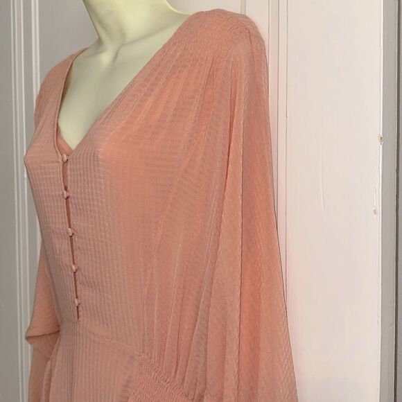 NWOT Prologue Peach Hi-Lo dress with smocked waistband & button front - Picture 4 of 10
